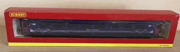 Hornby R4370G FGW Mk3 Trailer Standard TS Coach number 42145 Dynamic Lines Livery - Image 2