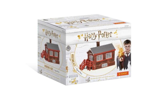 Hornby R7234 Hogsmeade Station Signal Box Resin Building - Multi Colour - Image 2