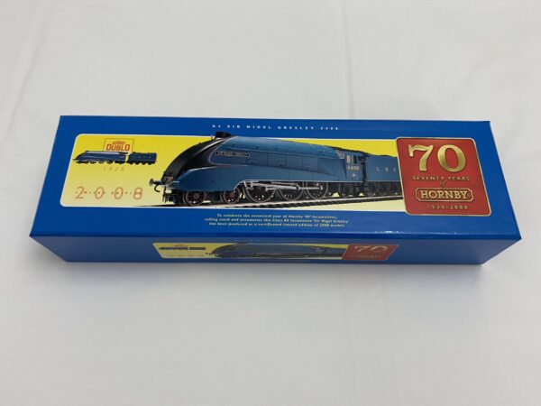 Hornby R2688 Sir Nigel Gresley LNER Class A4 Limited Edition
