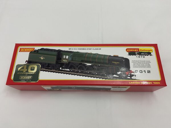 Hornby R3097 BR Evening Star Class 9F