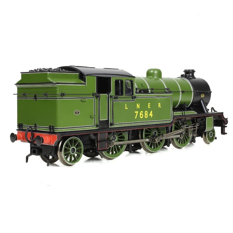 Bachmann 31-616 LNER V1 Tank 7684 LNER Lined Green (Revised) - Inside ...