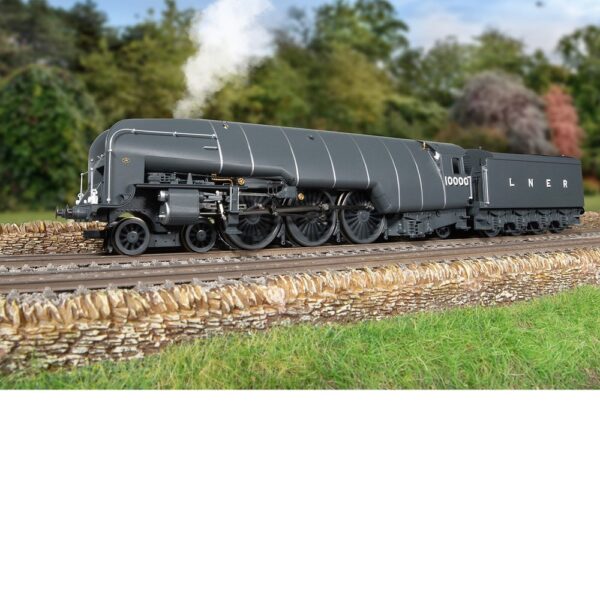 Hornby R30352SS LNER, W1 Class, 4-6-4, 10000 'Hush Hush' With Steam Generator - Era 3 - Image 6