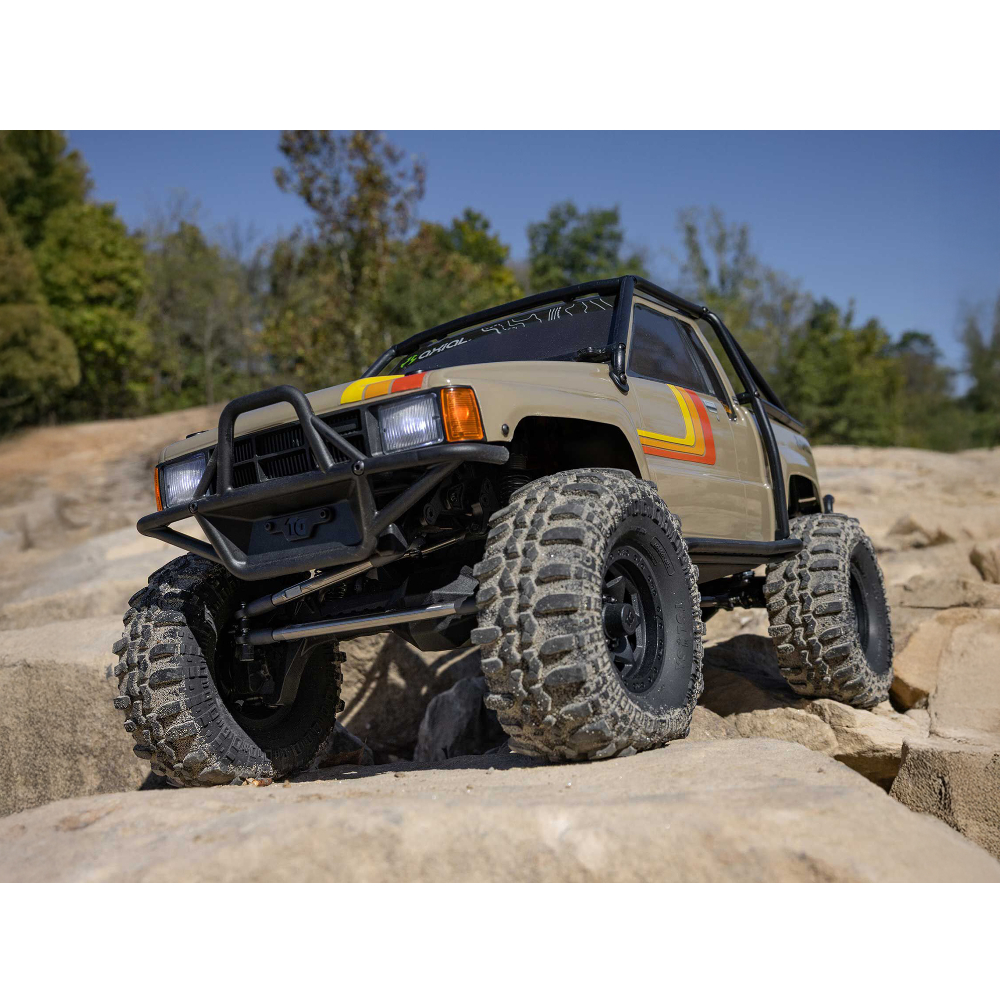 Axial AXI-2062T1 1/10 SCX10 III 1987 Toyota SR5 4X4 RTR Rock Crawler, Brown - Image 23