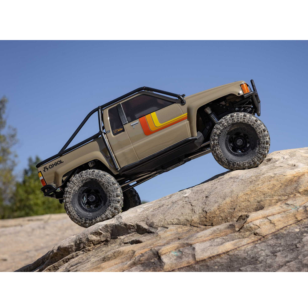 Axial AXI-2062T1 1/10 SCX10 III 1987 Toyota SR5 4X4 RTR Rock Crawler, Brown - Image 26