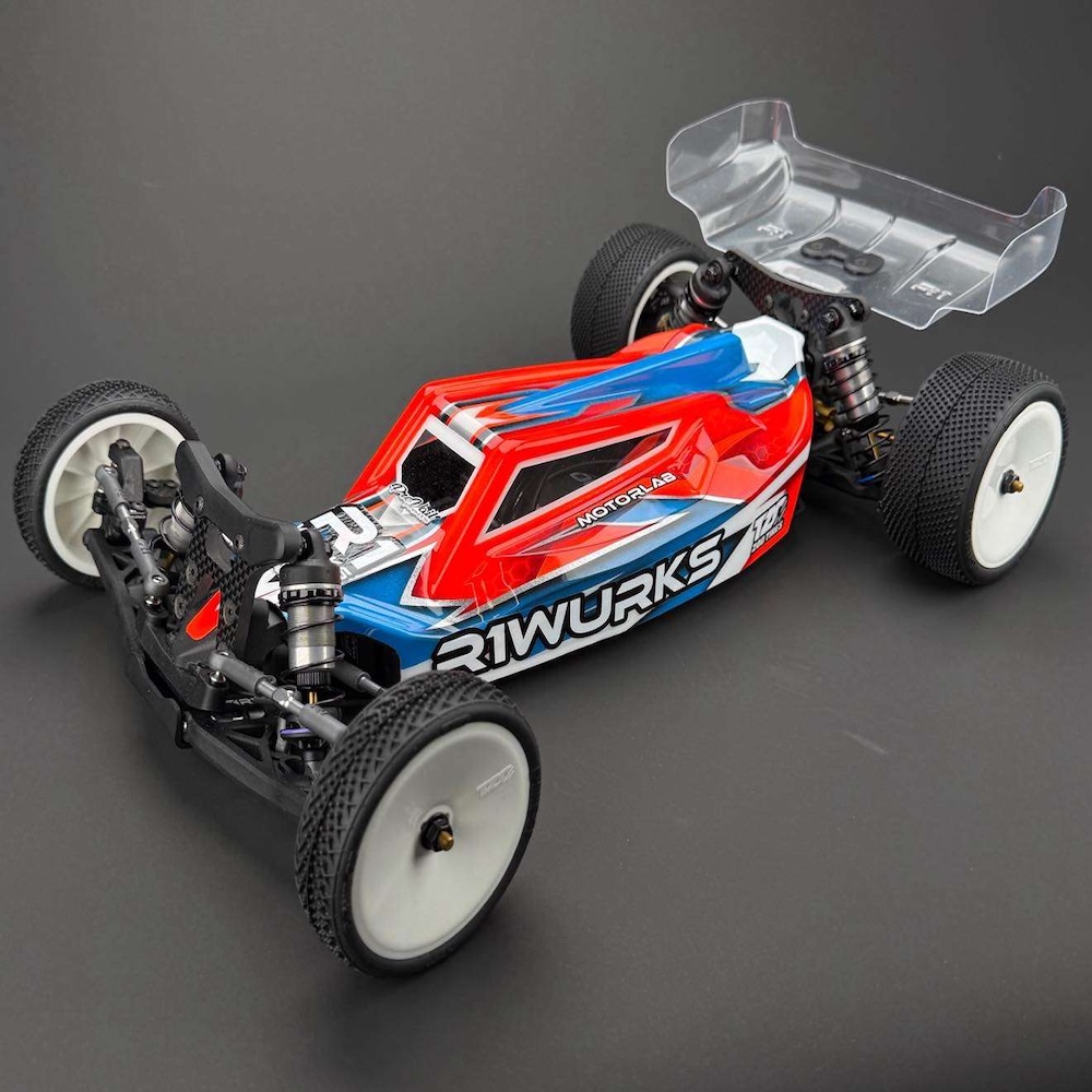 R1 Wurks 920001 R1B Mark1 Carpet Spec – 1/10th Scale 2WD Competition Off-Road Buggy Kit - Image 2