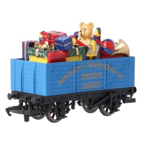 Hornby R60330 2026 Christmas Wagon