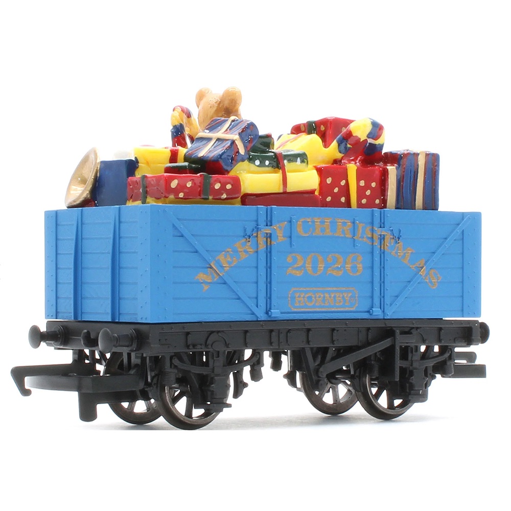 Hornby R60330 2026 Christmas Wagon - Image 3