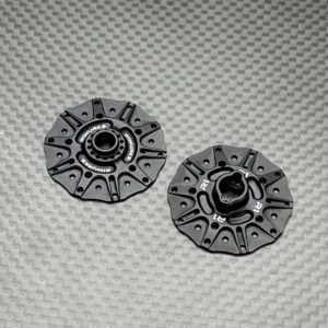 R1 Wurks R1W-900073 Machined Aluminium Lightweight And Vented Slipper Hub Set – 2 PCS (AE B7)